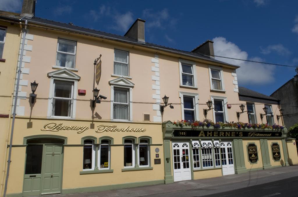 Aherne'S Townhouse Hotel And Seafood Restaurant Youghal Zewnętrze zdjęcie